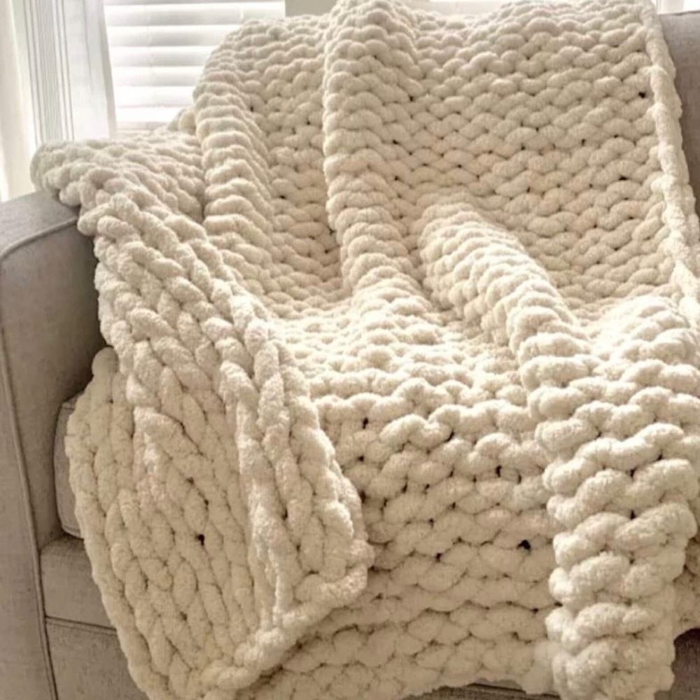 Chunky Knit Throw Blanket